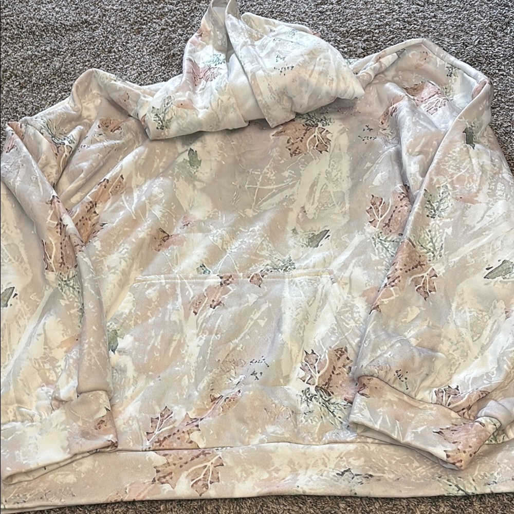 Whit Camo Hoodie